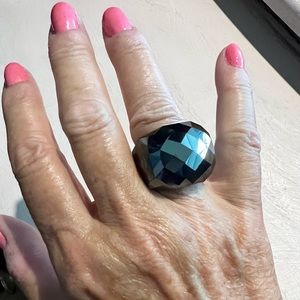 SWAROVSKI ⚜️ Gray Hematite Nirvana Crystal Ring